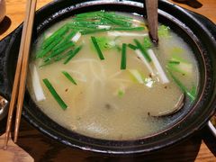蒙自过桥米线-一坐一忘云南菜(嘉里中心店)