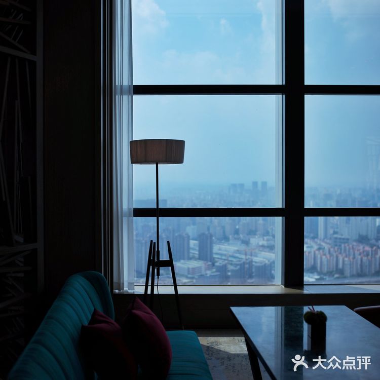 夏日焰火流光倾城|可以吃的美高梅艺术画