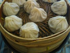 -笑来喜馄饨小笼工坊店(湖滨街店)