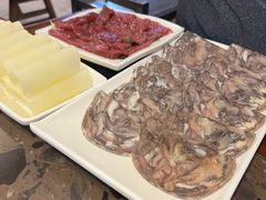 -憨石匠鲜菜土火锅(昆都店)