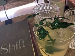 -Shift cocktail bar鸡尾酒吧