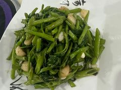 -量贩海鲜餐厅