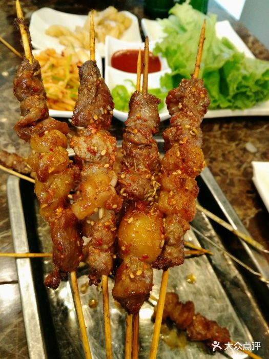 金达莱烧烤羊肉串图片 - 第1张