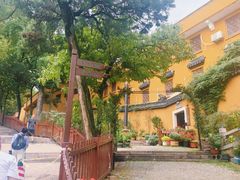 -灵岩山风景区