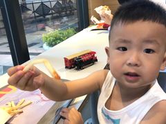 -麦当劳(世界城广场店)