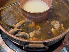 -慢丽江·云南野生菌土鸡锅(西山店)