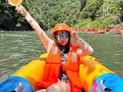 -安吉龙王山峡谷漂流