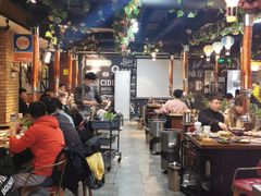 大堂-·缸桶屋·韩式牛肋条自助烤肉(西湖D11店)