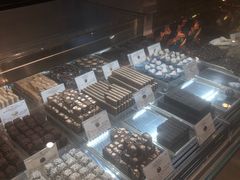 -VENCHI 闻绮(北京国贸商城店)