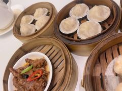 -万龙洲海鲜(大兴绿地缤纷城店)