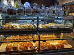 面包甜点陈列柜-沁园(工商大学339号店)