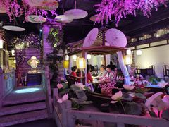 -韵秋荷(宝山龙湖天街店)