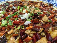 -黄桷树曹家私房菜(江与城店)