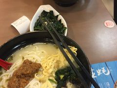 -灵芝妹子海鲜米线(瓦房店新玛特店)