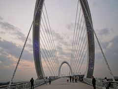 -南京眼步行桥