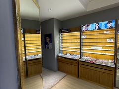 -优医视平价眼镜蔡司依视路折扣工厂店(德胜门店)
