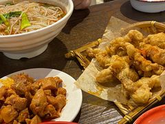 -爆炸头阿姨小四川正宗川味小吃(无任何分店)