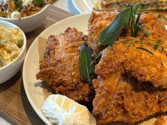 -ROAST coffee & eatery