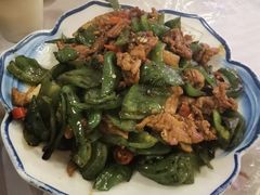 -霄汉牛三鲜湖北砂锅菜(万松园2店)