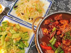 -八两八金·莱芜特色炒鸡(市南漳浦路店)