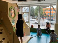 -乐融婴幼儿成长中心(四季青校区)