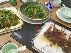 -荣基四海一家·家常菜·海鲜大排档(新安店)