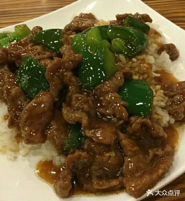 蠔油牛肉蓋澆飯