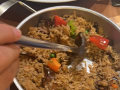 牛肝菌炒饭-老滇山寨•云南特色菜•地方菜•民族风情歌舞表演(金碧店)