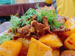 土豆牛肉-口口香小吃店
