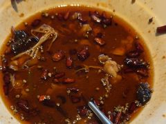 -八府香鸭·啫啫煲(华山路店)