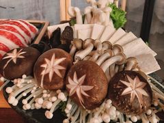 -湊湊火锅·茶憩(上海合生汇店)