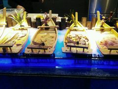 -鲜佰汇海鲜烤肉自助餐厅(银座商城泰安店)