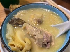 -金龙·打边炉(南京西路店)