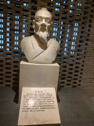 -周大福CHOW TAI FOOK(金汇广场珠宝店)