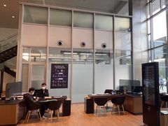 -奔驰上海利星(七宝店)