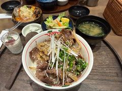 秘制葱烧牛舌饭-ITARU食堂·定食料理(西丽店)