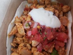鸡肉彩椒夹饼-CIN CIN CANTINA&BAR