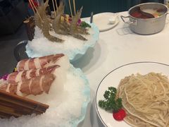 -德天肥牛海鲜火锅(龙吟坊店)