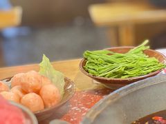 -赵美丽·重庆社区火锅·直营店(火车东站·中豪国际店)