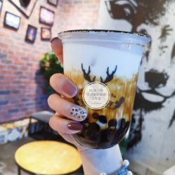 -米小兔美甲美睫