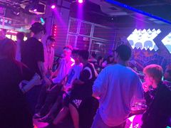 -UP嘻哈酒吧(粉巢店)