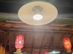 -鱼窝棚柴火铁锅炖(富山屯店)