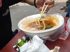 -丁记牛肉手擀板面