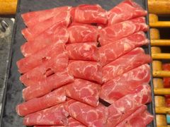 -老牌坊云南鱼豆花火锅(爱建店)