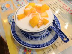 -广信牛奶甜品世家(台东店)