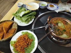 -银同牦牛肉火锅