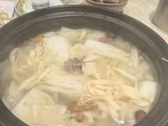 -九寨特色牦牛肉汤锅 羊肉汤锅