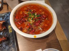 -肖四女乐山跷脚牛肉(滨江天街店)
