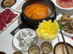 -贵府酸汤牛肉火锅·贵州老字号(飞山街店)