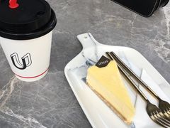 -UNI UNI(环亚凯瑟琳店)